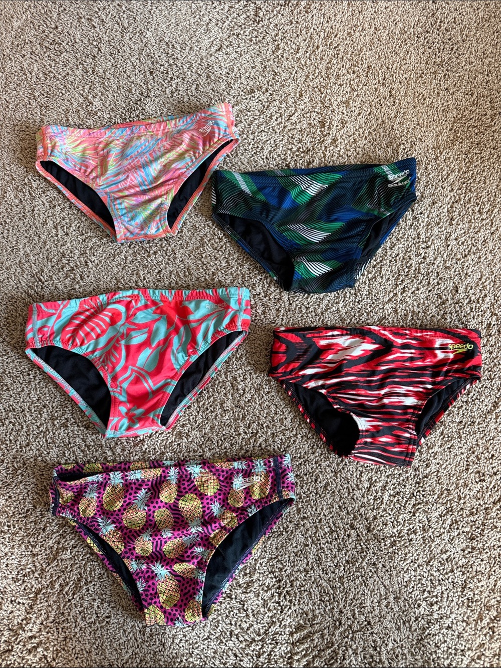 Lot of 5 Men’s Speedo Size 30 Mixed Print Briefs